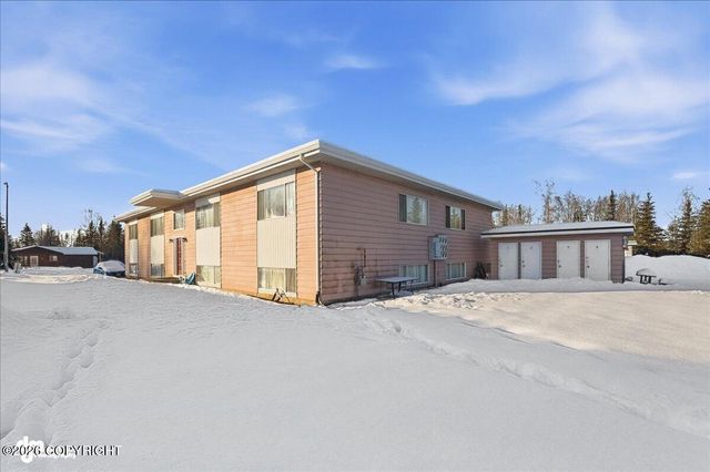 322 W Redoubt Avenue, Soldotna, AK 99669