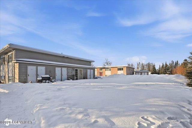 322 W Redoubt Avenue, Soldotna, AK 99669