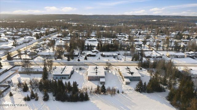 322 W Redoubt Avenue, Soldotna, AK 99669