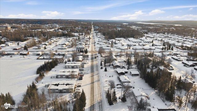 322 W Redoubt Avenue, Soldotna, AK 99669