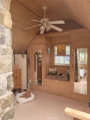 447 Valley Road, Crestline, CA 92325