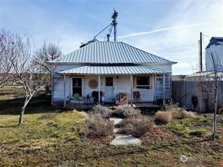 2965 E Benge-Winona Road, Benge, WA 99105