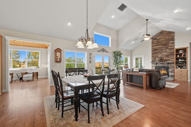 13080 Twin Pines Rd, Sutter Creek, CA 95685