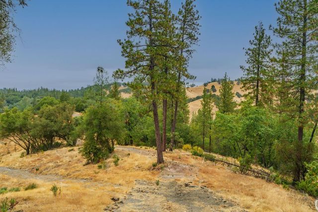 13080 Twin Pines Rd, Sutter Creek, CA 95685