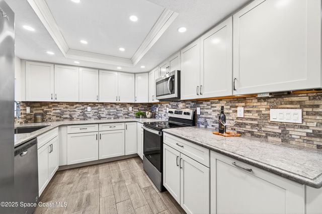 196 Country Club Drive, Melbourne, FL 32940