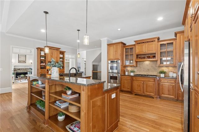 325 Plantation Way, Roswell, GA 30075