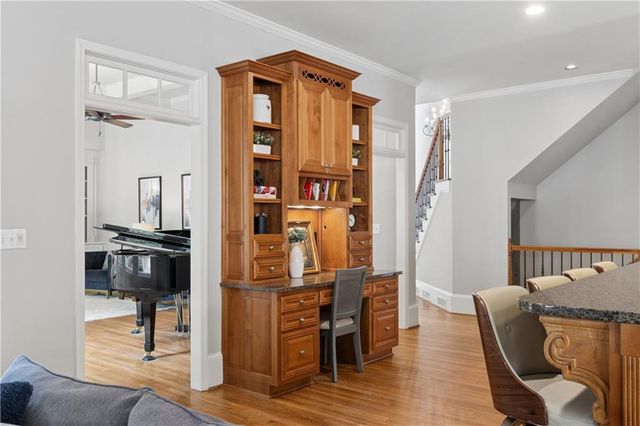 325 Plantation Way, Roswell, GA 30075