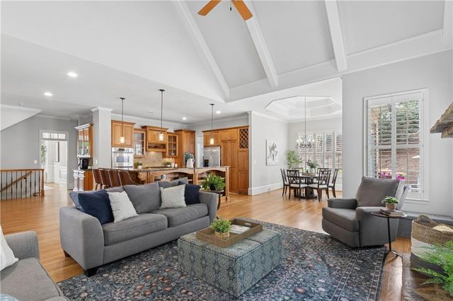 325 Plantation Way, Roswell, GA 30075