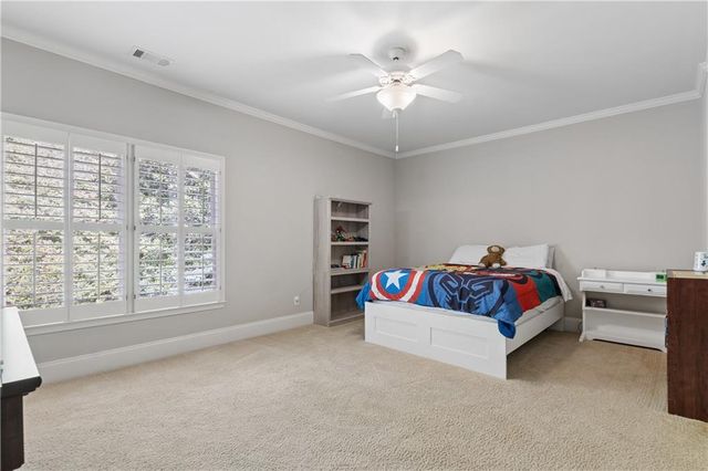 325 Plantation Way, Roswell, GA 30075