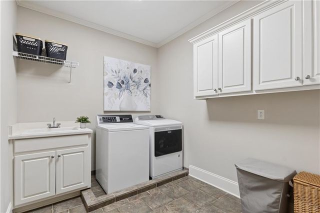 325 Plantation Way, Roswell, GA 30075