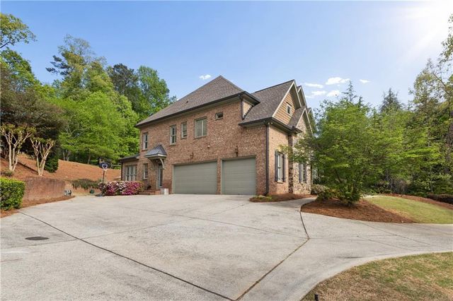 325 Plantation Way, Roswell, GA 30075