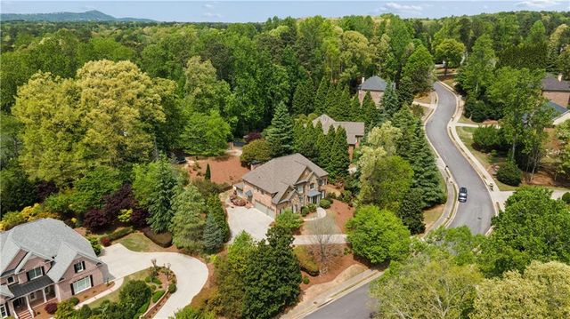 325 Plantation Way, Roswell, GA 30075