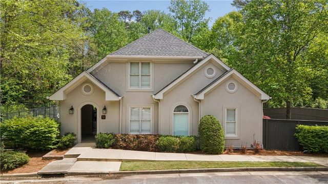 325 Plantation Way, Roswell, GA 30075