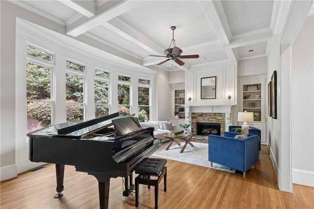 325 Plantation Way, Roswell, GA 30075