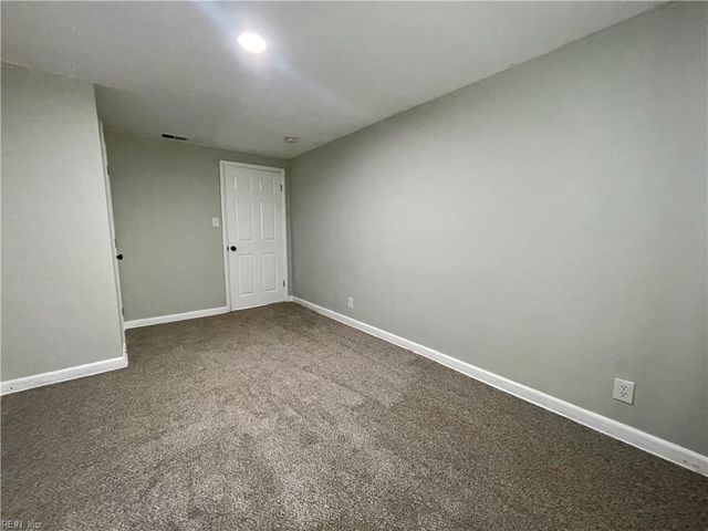 3561 Champlain LN, Virginia Beach, VA 23452