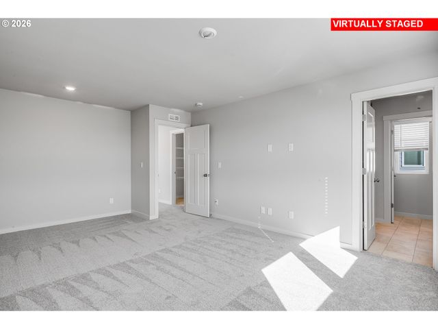 31804 Nw BLAKE Ter, North Plains, OR 97133