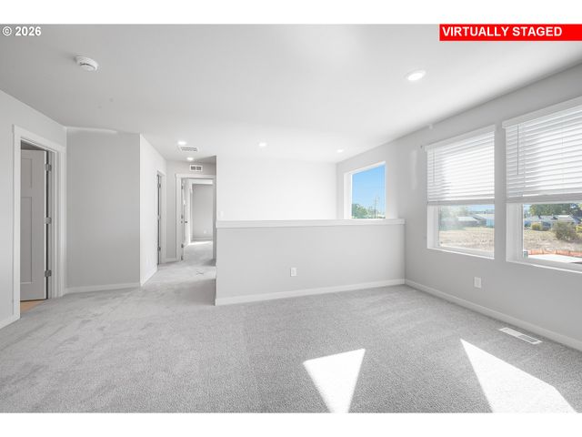 31804 Nw BLAKE Ter, North Plains, OR 97133