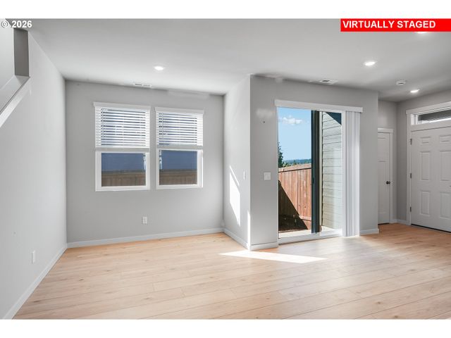 31804 Nw BLAKE Ter, North Plains, OR 97133