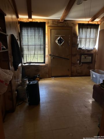 9281 Nelson, San Antonio, TX 78252