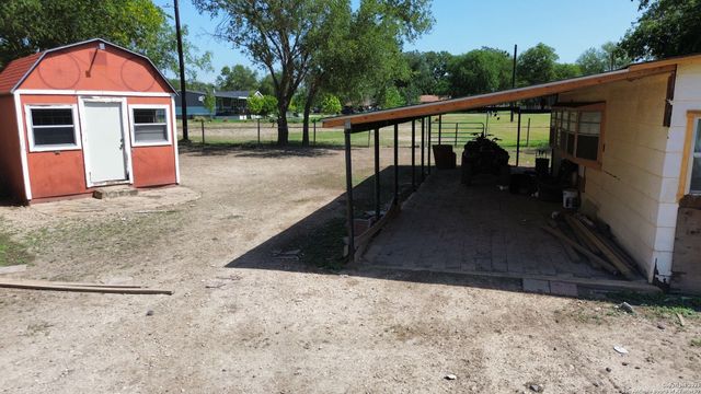 9281 Nelson, San Antonio, TX 78252