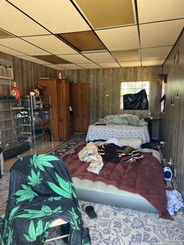 9281 Nelson, San Antonio, TX 78252
