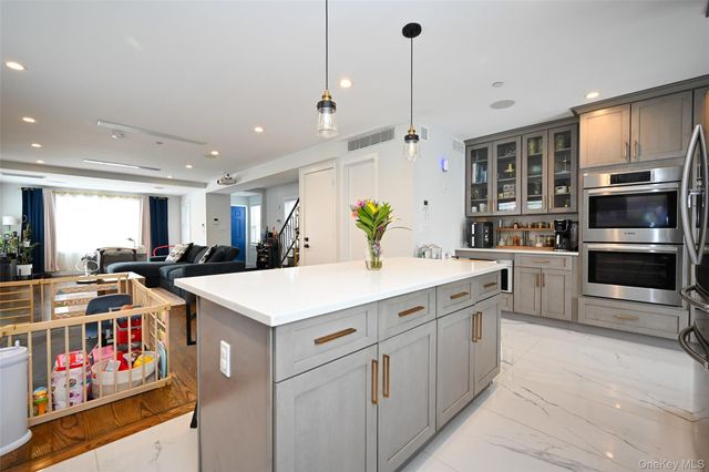 11311 201st Street, Saint Albans, NY 11412