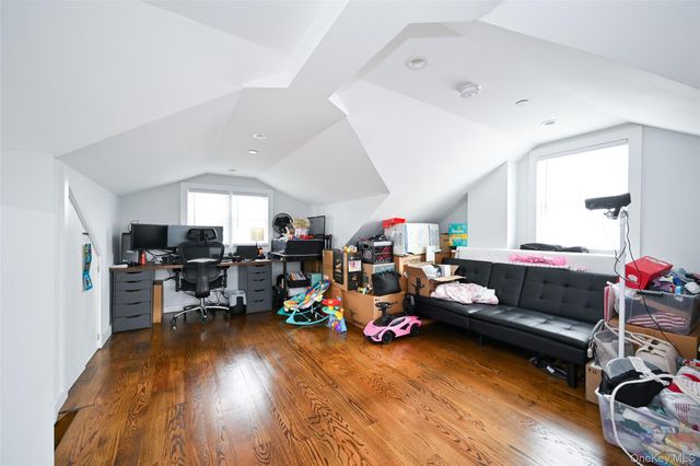 11311 201st Street, Saint Albans, NY 11412