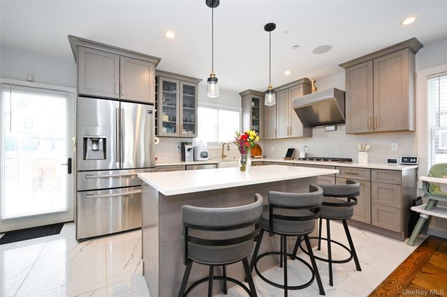 11311 201st Street, Saint Albans, NY 11412