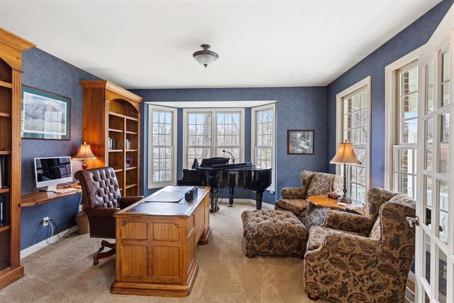 8049 Barony Point, Mattawan, MI 49071