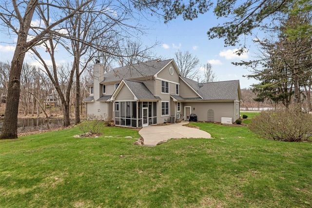 8049 Barony Point, Mattawan, MI 49071