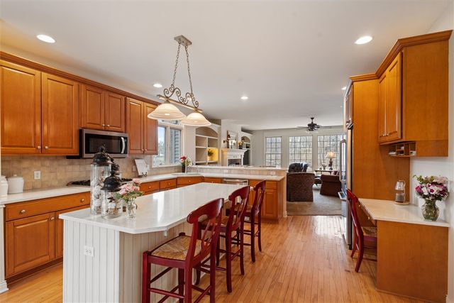 8049 Barony Point, Mattawan, MI 49071