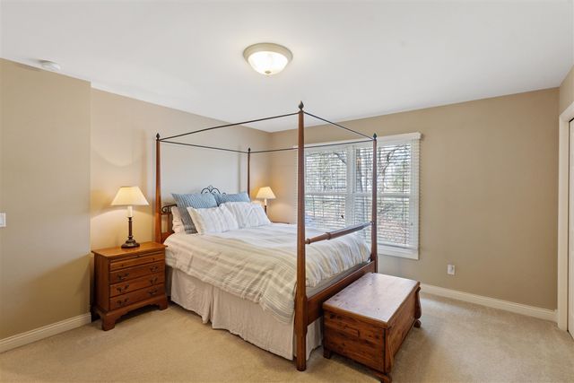 8049 Barony Point, Mattawan, MI 49071