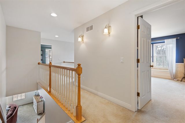 8049 Barony Point, Mattawan, MI 49071