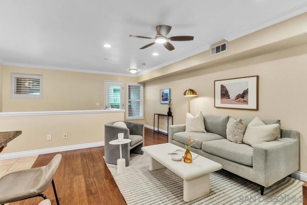 3463 Coastine Pl, San Diego, CA 92110 — photo 2