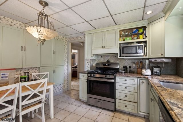 364 Acacia Rd, Scotch Plains Twp., NJ 07076