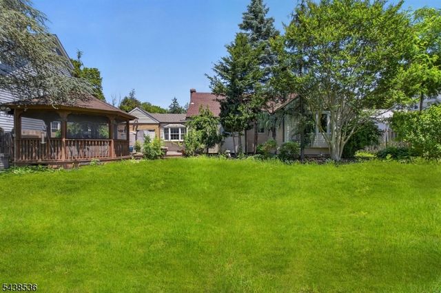 364 Acacia Rd, Scotch Plains Twp., NJ 07076