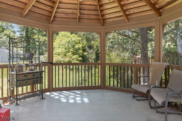 364 Acacia Rd, Scotch Plains Twp., NJ 07076
