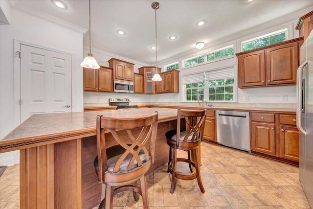 5995 Twine Hollow RD, Salem, VA 24153