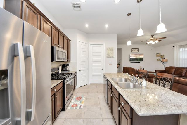 8806 Chapada Highlands Drive, Cypress, TX 77433