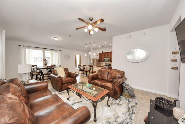 8806 Chapada Highlands Drive, Cypress, TX 77433