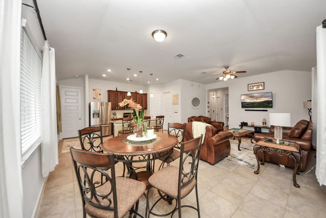 8806 Chapada Highlands Drive, Cypress, TX 77433