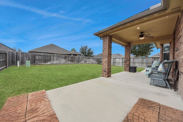 8806 Chapada Highlands Drive, Cypress, TX 77433