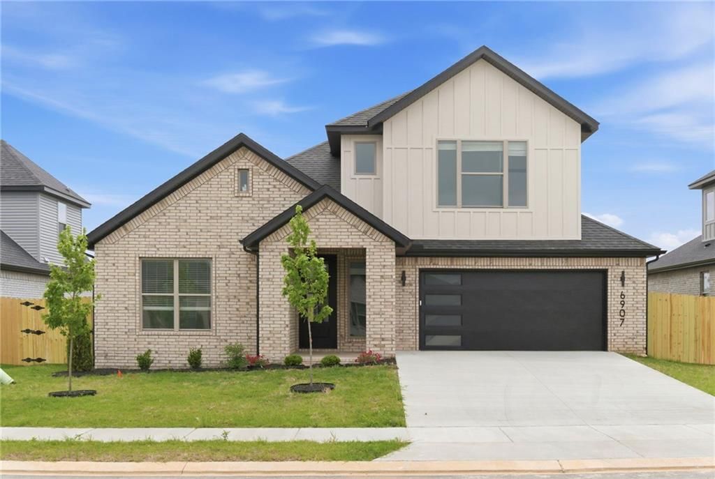6907 SW Basswood Avenue, Bentonville, AR 72713