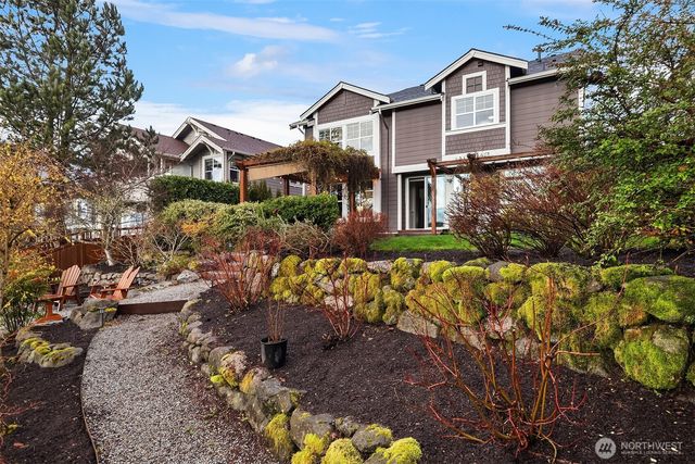 1485 24th Avenue NE, Issaquah, WA 98029