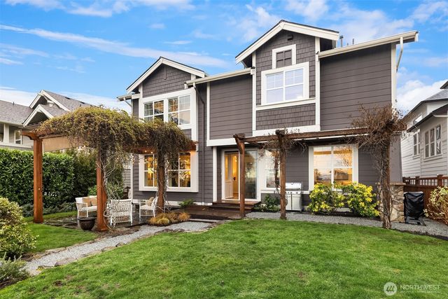 1485 24th Avenue NE, Issaquah, WA 98029