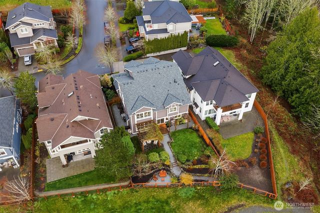 1485 24th Avenue NE, Issaquah, WA 98029
