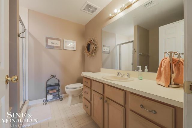 54 Pointe Park Place, Grosse Pointe Park, MI 48230