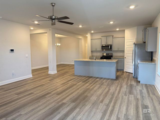 23234 Lieutenant Avenue, Foley, AL 36535