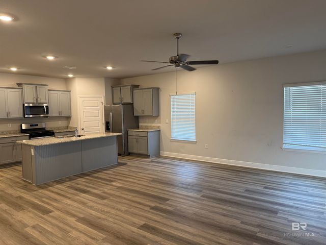 23234 Lieutenant Avenue, Foley, AL 36535