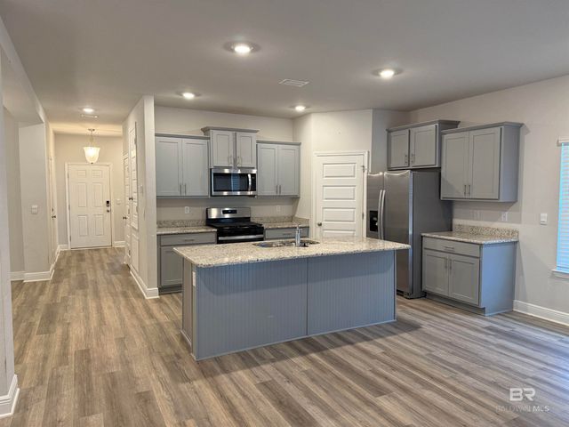 23234 Lieutenant Avenue, Foley, AL 36535